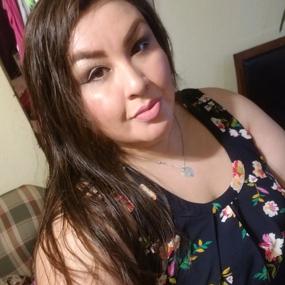 Meet your Posher, Adriana